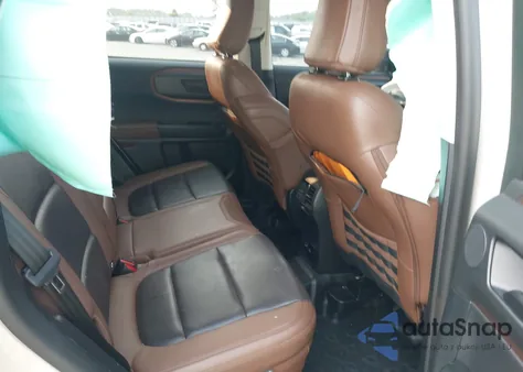 2024 Ford Bronco Sport Badlands z USA, uszkodzony, nr VIN 3FMCR9D93RRE12485